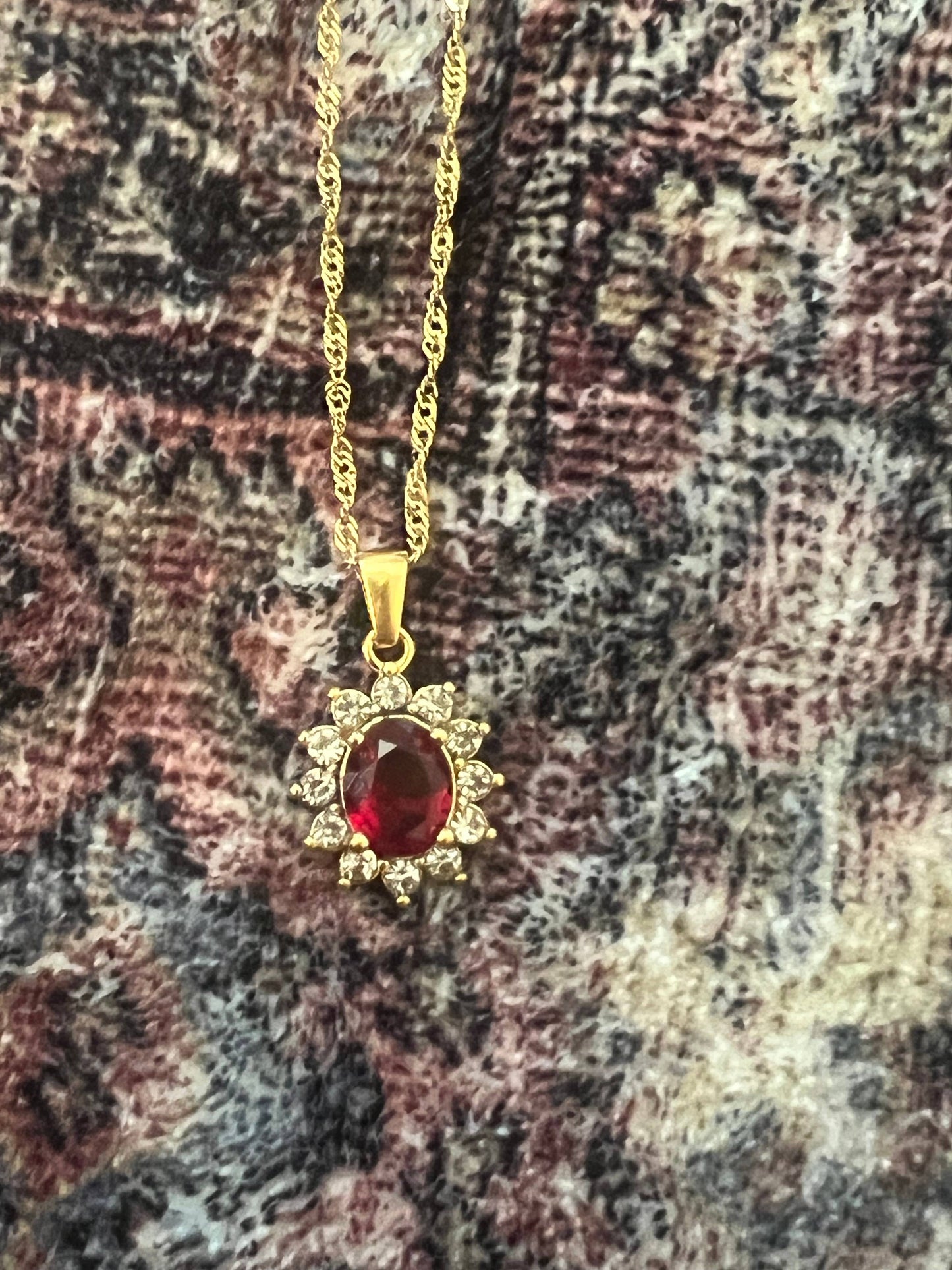 Radiant Stone Necklace - Red