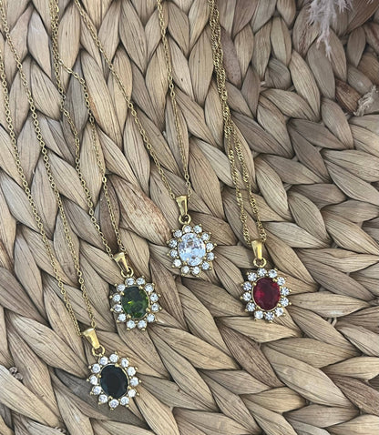 Radiant Stone Necklace - Clear
